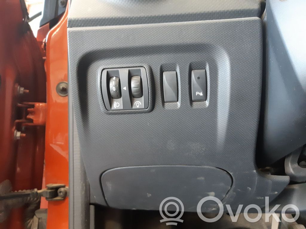 Captur Captur  123105323R