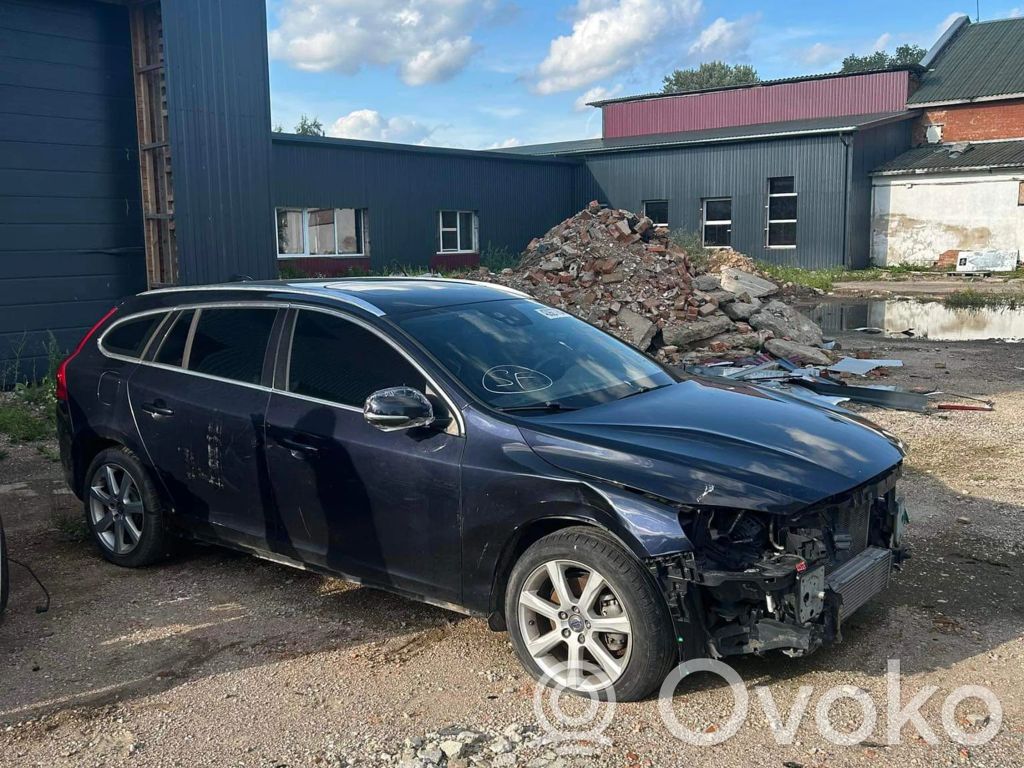 V60 V60, V60 Cross Country  1285180
