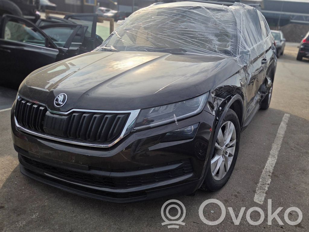 Kodiaq Kodiaq  5Q0907556C