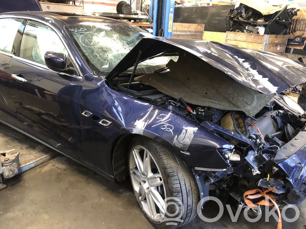 Quattroporte Quattroporte  05026619AJ