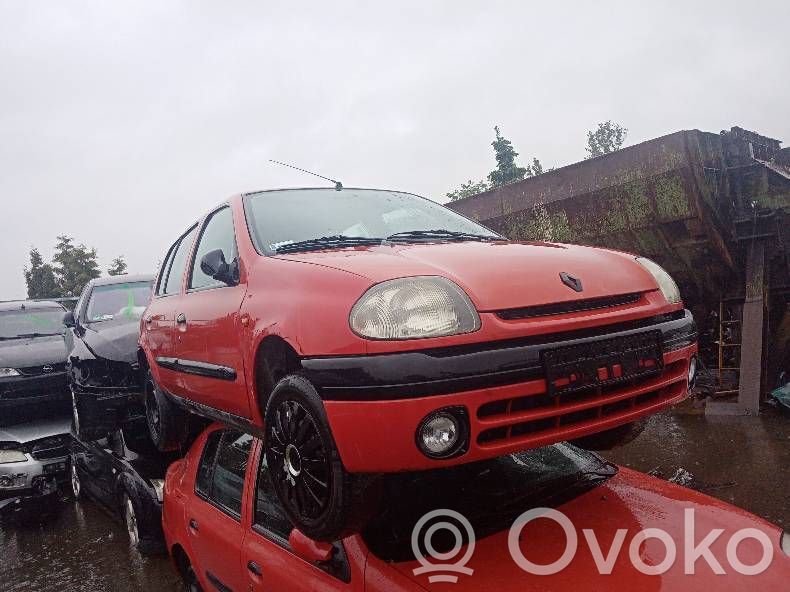 Clio II Clio  07021622282
