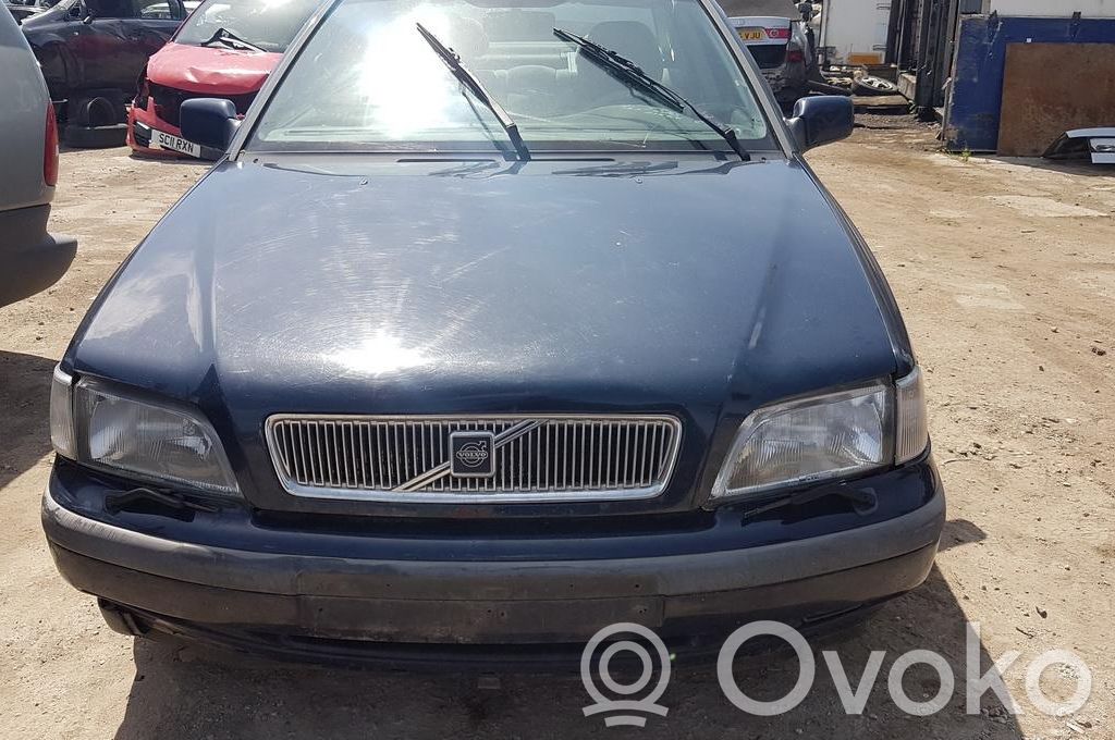 S40, V40 S40, V40