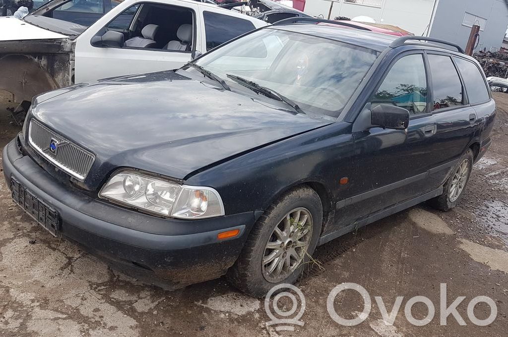 S40, V40 S40, V40