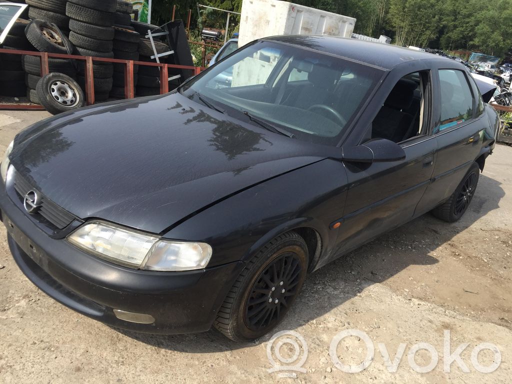 Vectra B Vectra  BLACK