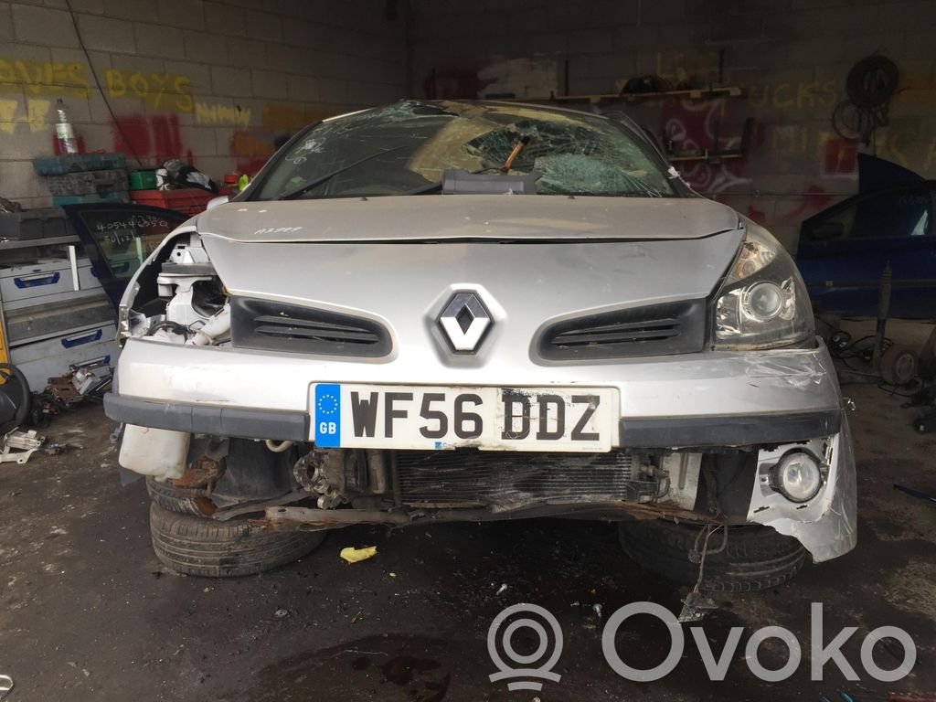 Clio III Clio  8200461733