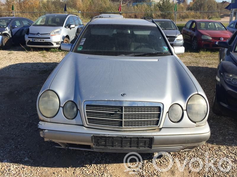 E W210 E-class, AMG (W124, W210, W211, W212, W213, C207, W238)  E9300305