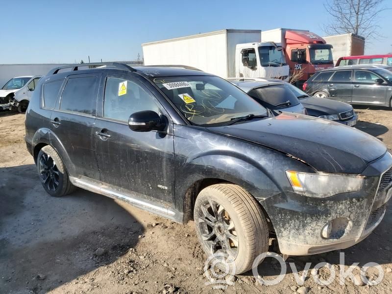 Outlander Outlander  468A076