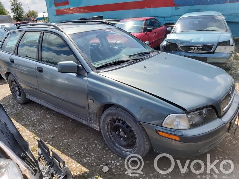 S40, V40 S40, V40