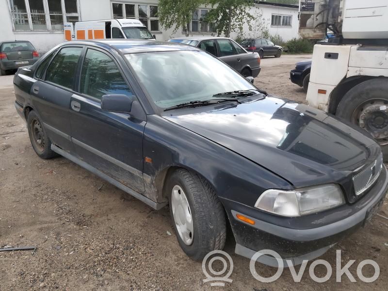 S40, V40 S40, V40