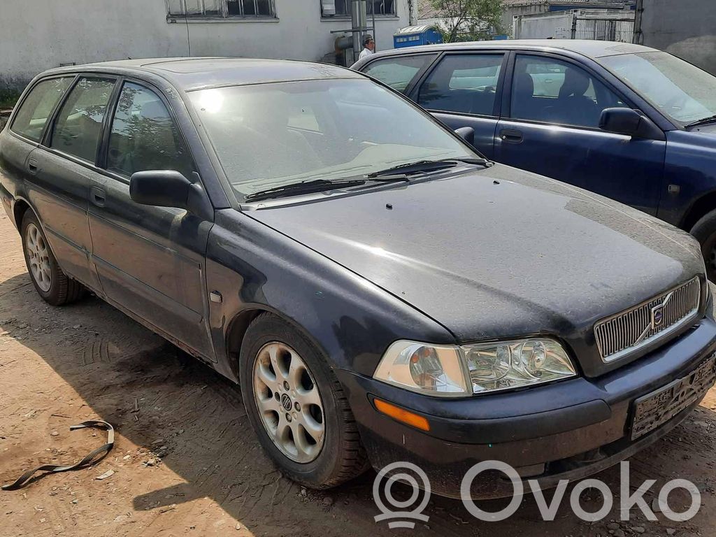 S40, V40 S40, V40  P30620558