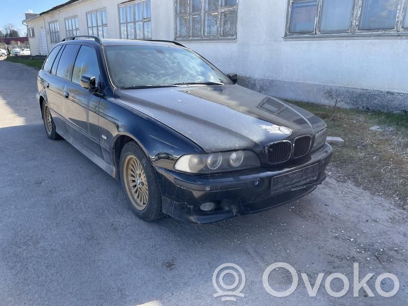 5 E39 Series 5  JUODOS