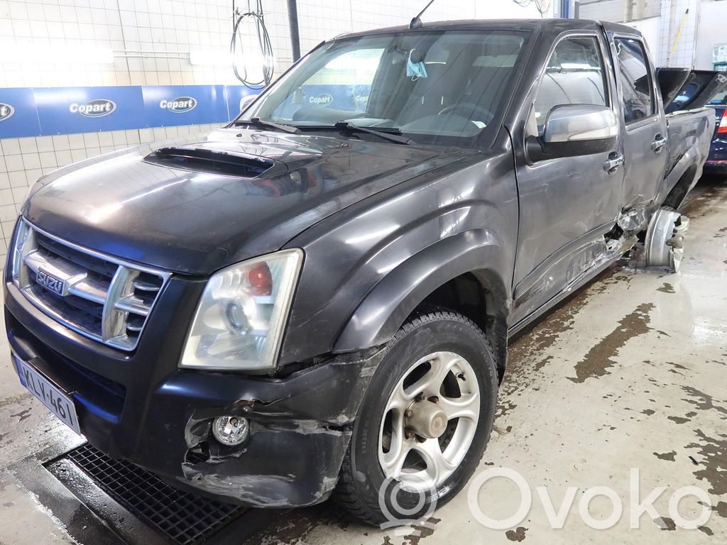 D-Max D-Max