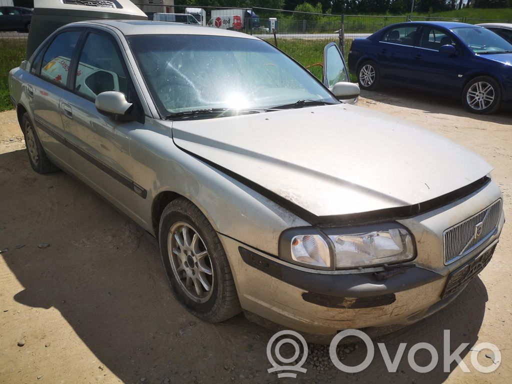 S80 S80  9209961