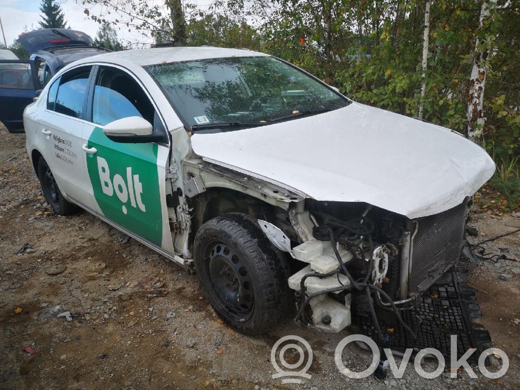PASSAT B7 Passat  3C0853232