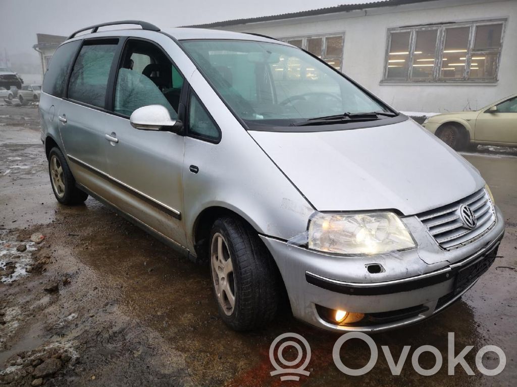 Sharan Sharan  7M3199308
