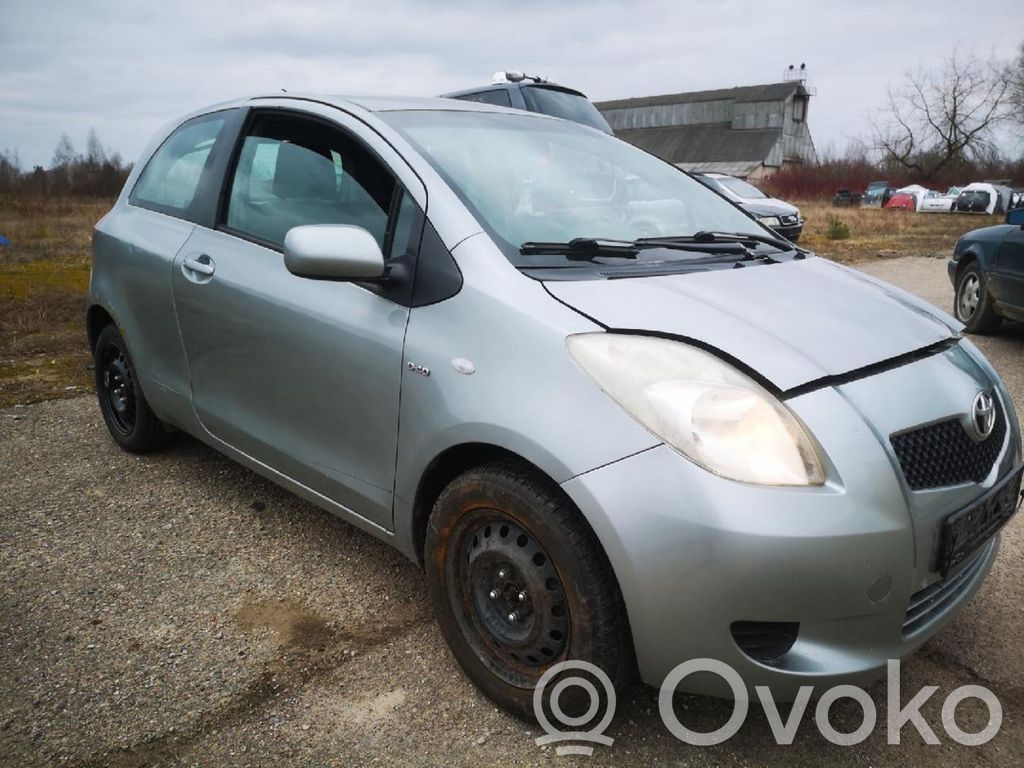 Yaris Yaris  649970D010