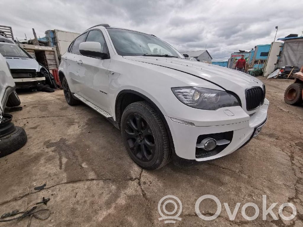 X6 E71 X6  BALTAS