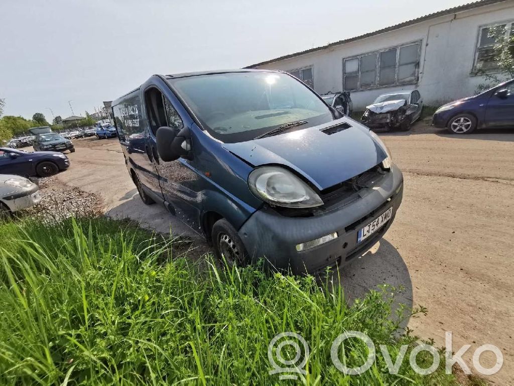 Vivaro Vivaro  8200003829