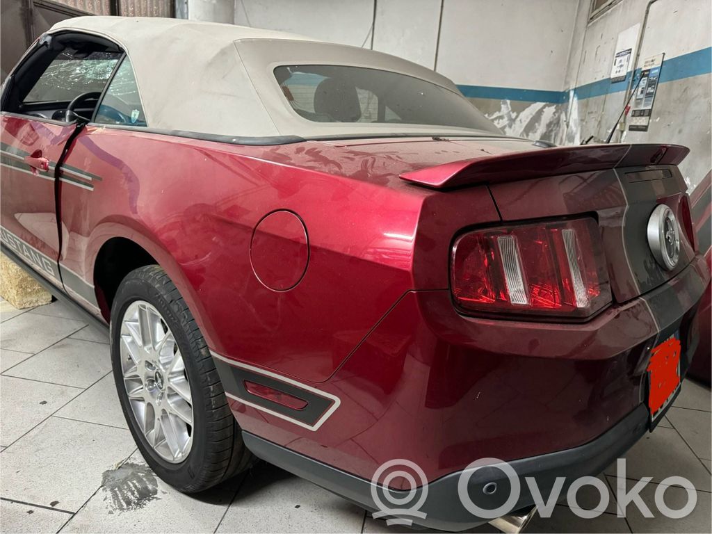Mustang V Mustang  EJ7VA63