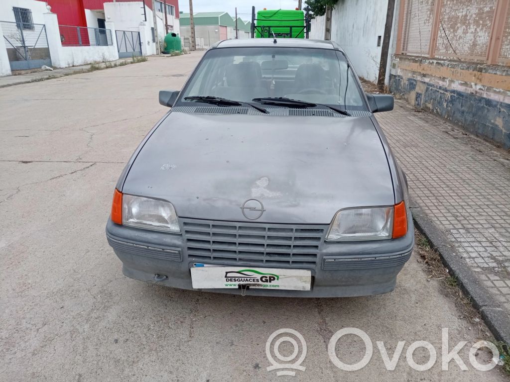 Kadett E Kadett  90243734