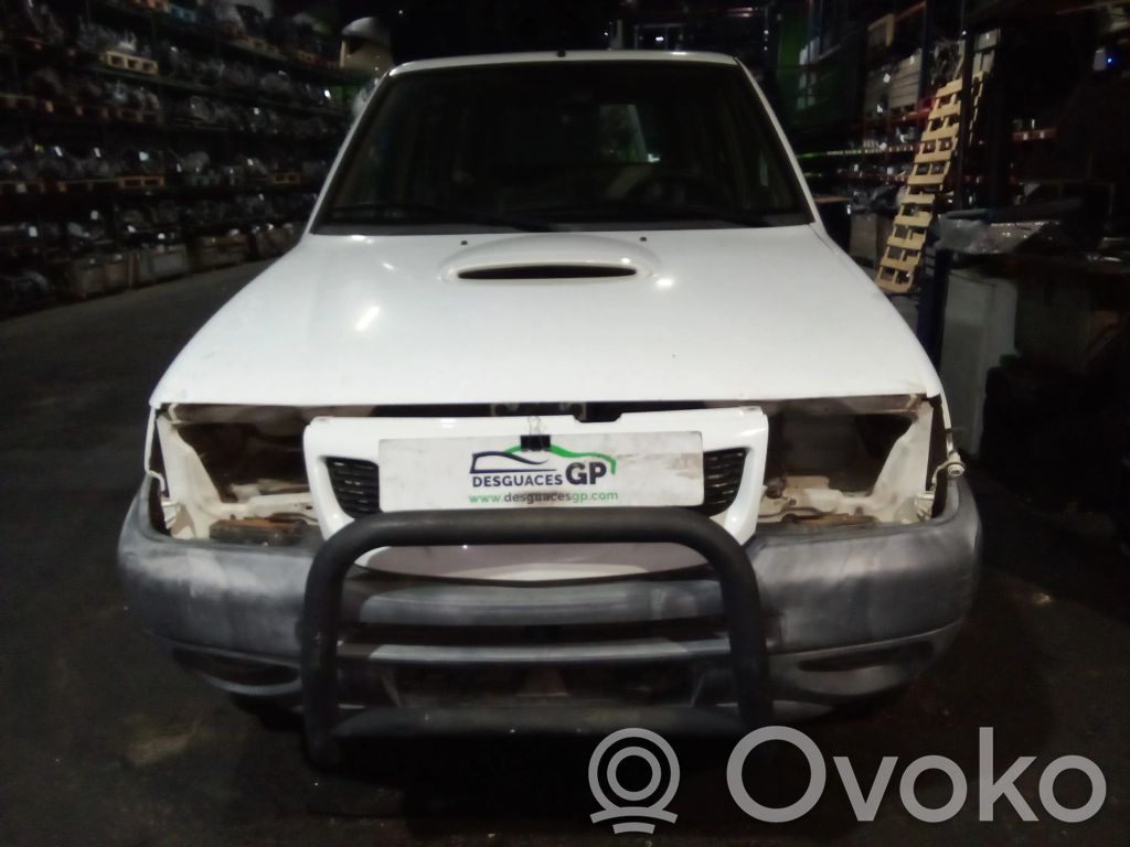Terrano Terrano  E9011163