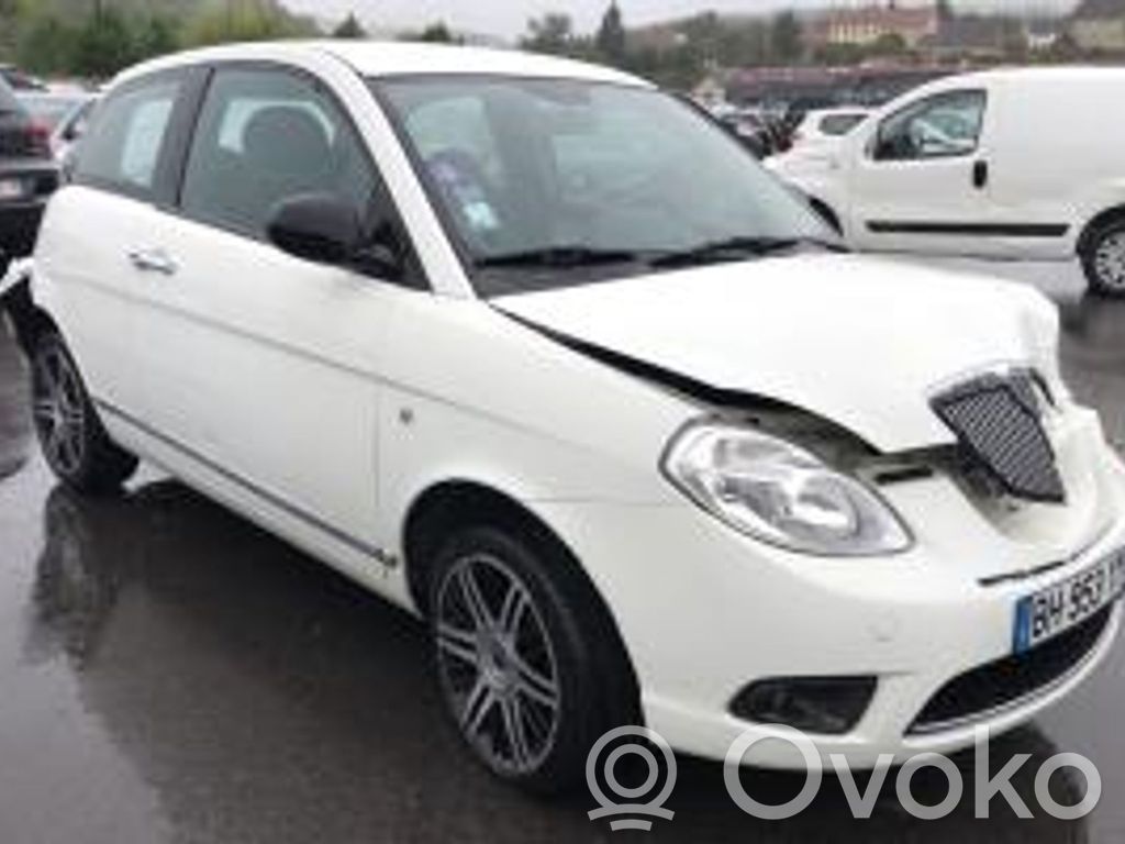 Ypsilon Ypsilon  735436165