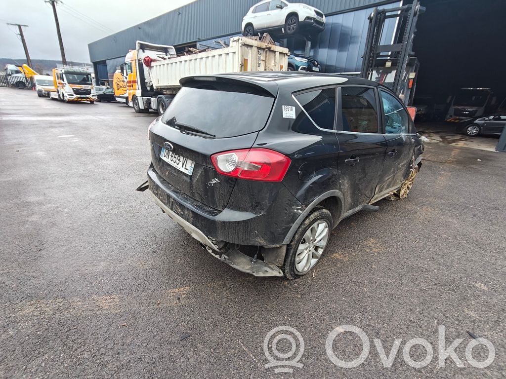 Kuga I Kuga  1702061