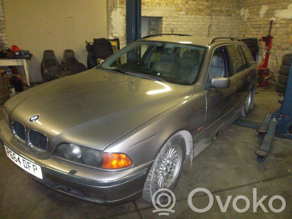 5 E39 Series 5  8363683