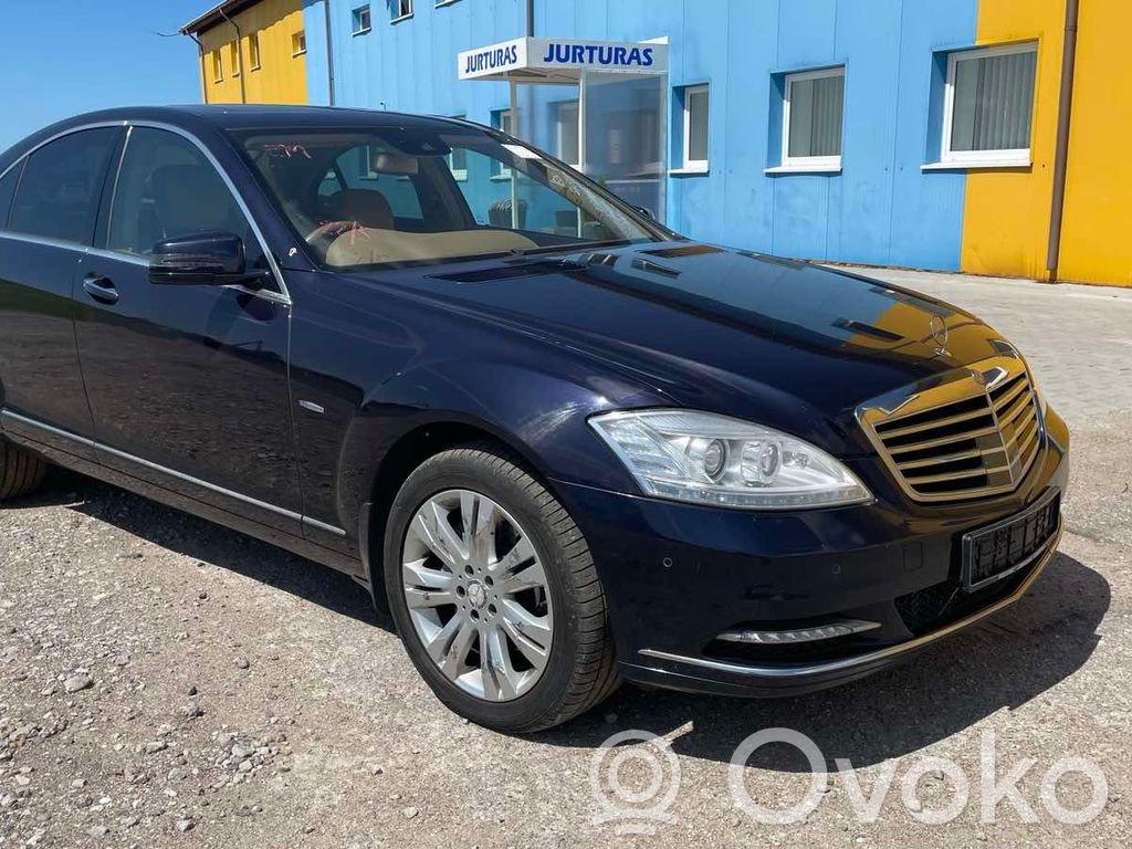 S W221 S-class, AMG (W126, W140, W220, W221, W222)  A0009053603
