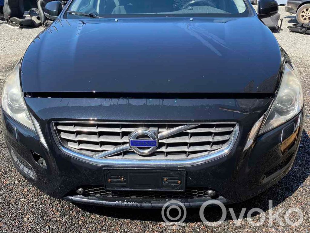 V60 V60, V60 Cross Country  30781499