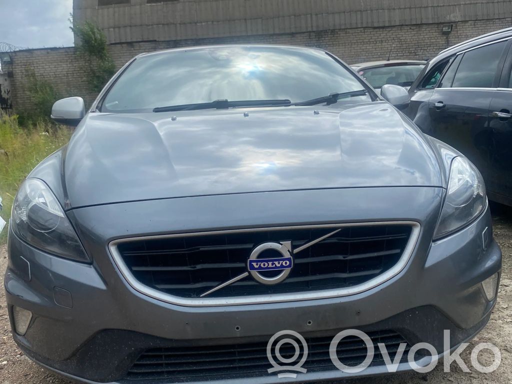 V40 S40, V40  10135166