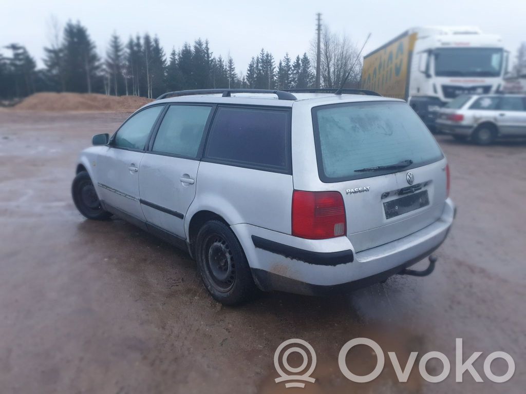 PASSAT B5 Passat  01N927733DF