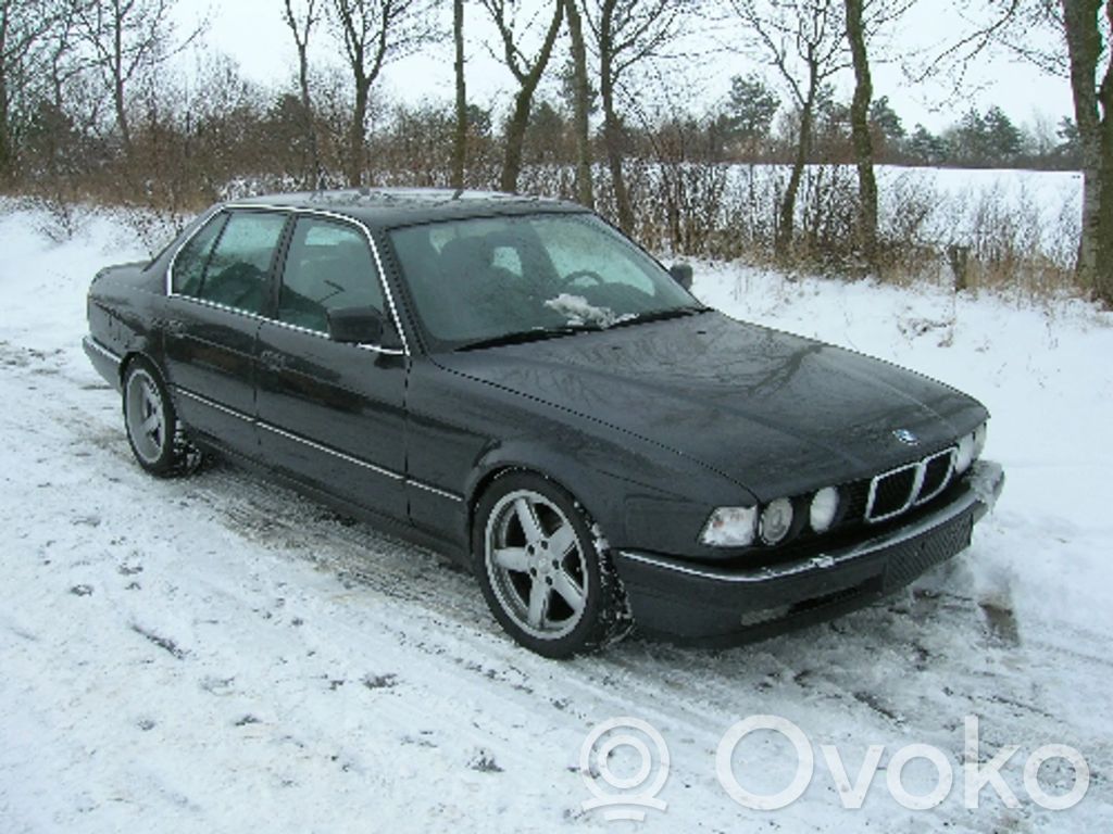 7 E32 Series 7  12140028565