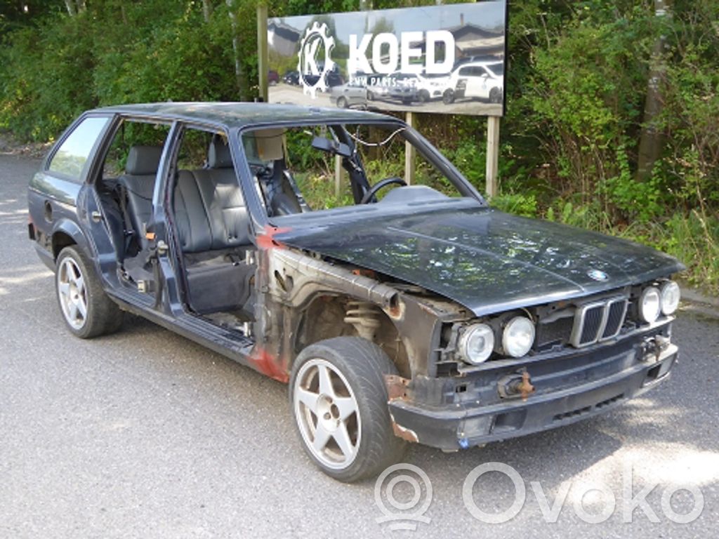 3 E30 Series 3  51231884272