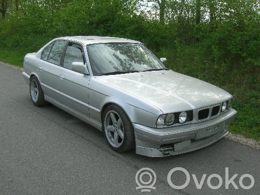 5 E34 Series 5  65811384149