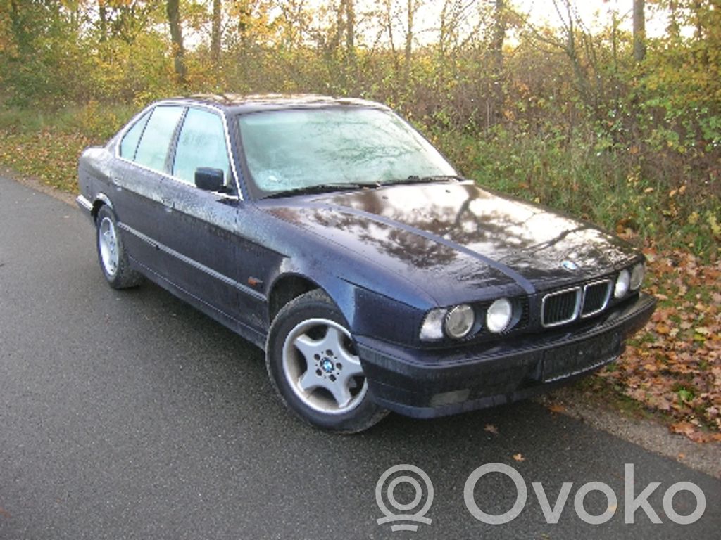 5 E34 Series 5  13711739635