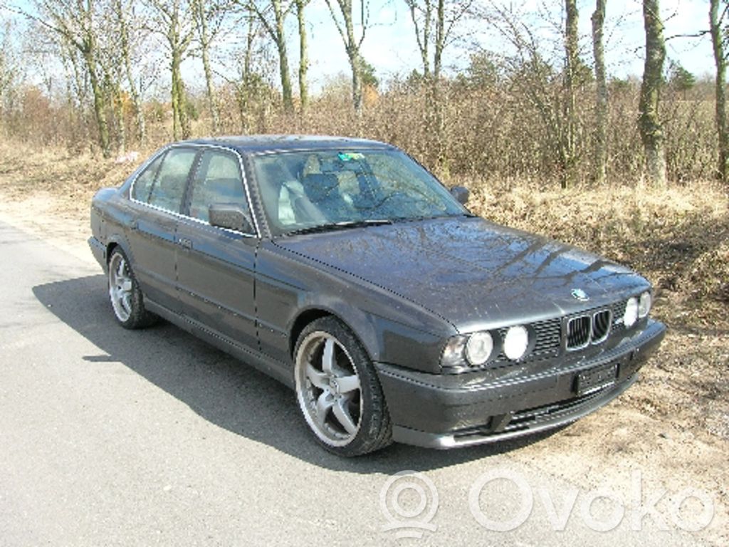 5 E34 Series 5  65811384149