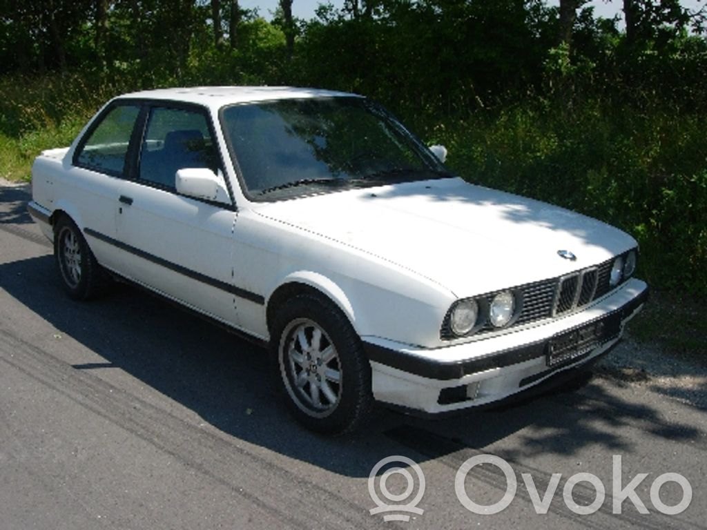 3 E30 Series 3  11521719040