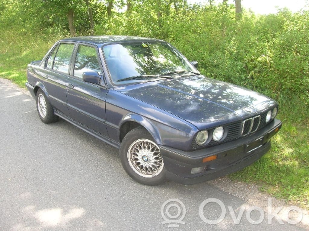 3 E30 Series 3  63131380962