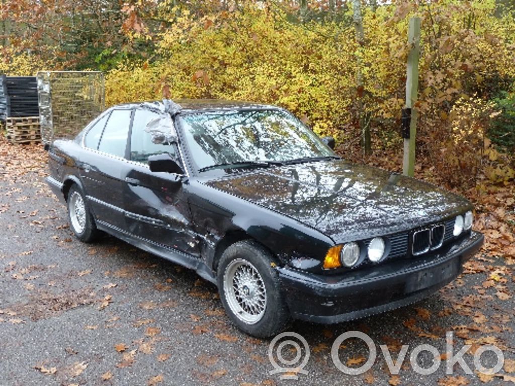 5 E34 Series 5  11001738915