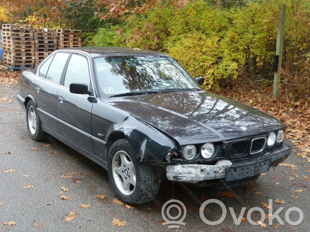 5 E34 Series 5  11001247610
