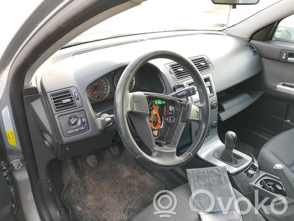 S40 S40, V40  30741425