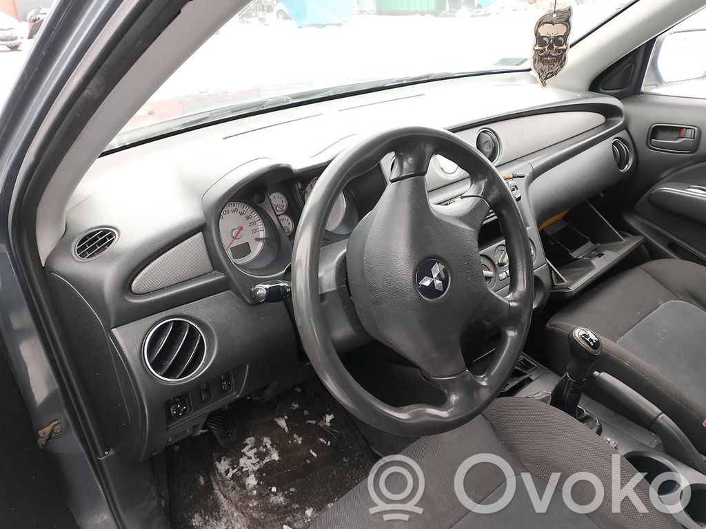 Outlander Outlander  MN163016