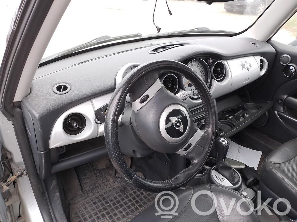 One - Cooper Cabrio R52 One/Cooper Cabrio R52