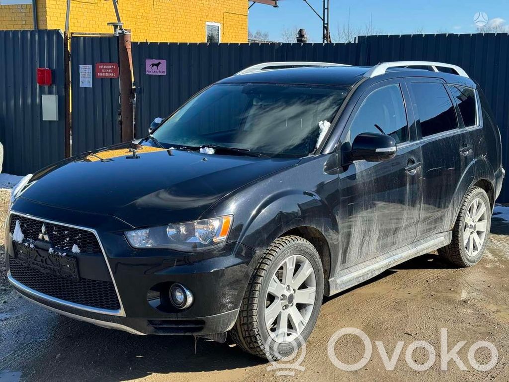 Outlander Outlander  A2TX0881A