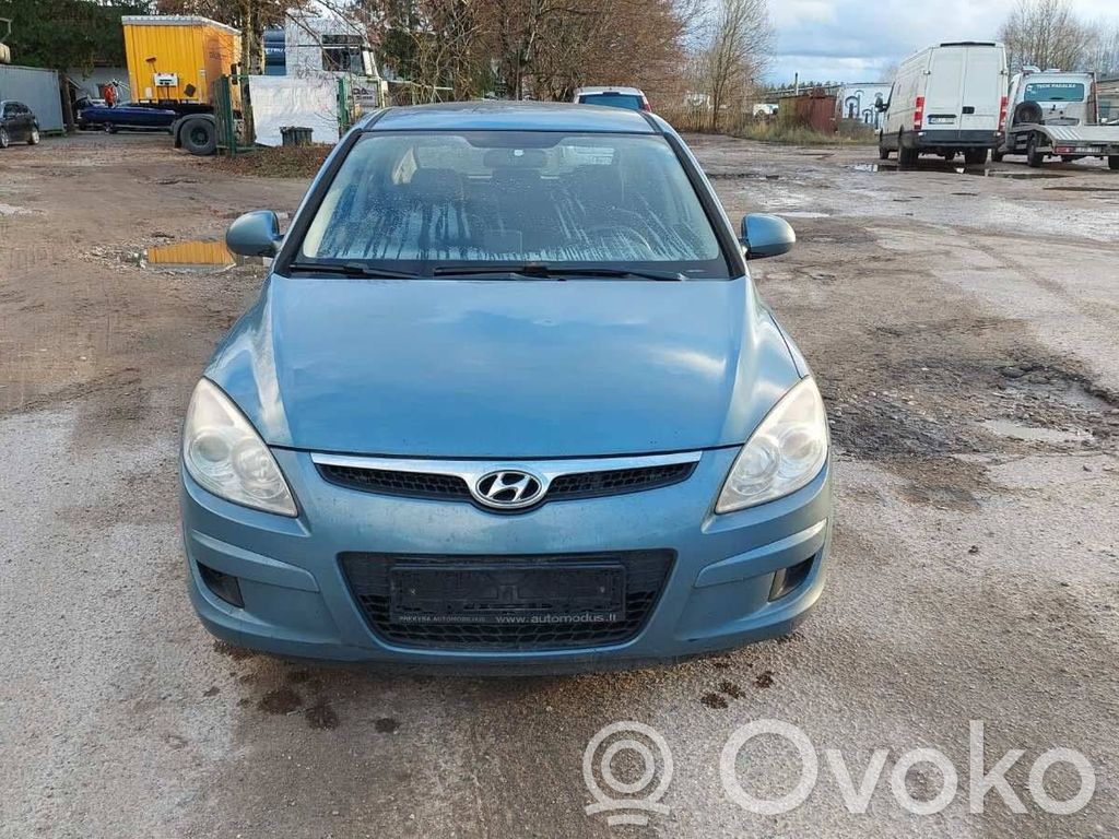 i30 i30  391052A710