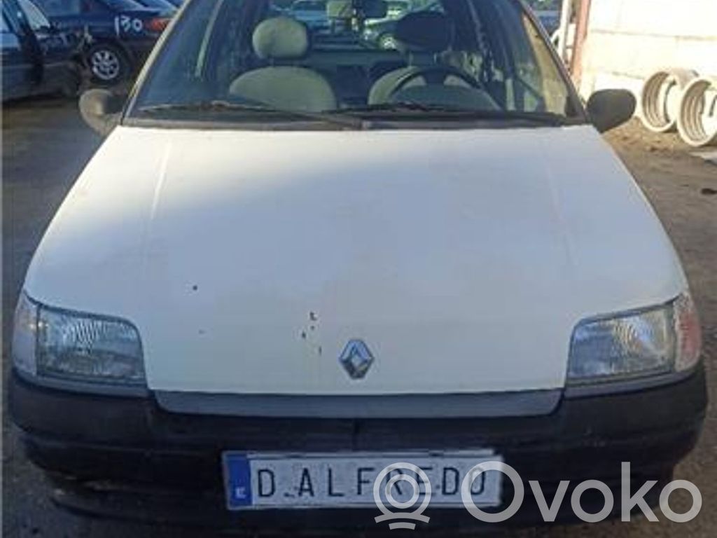Clio I Clio  525352E
