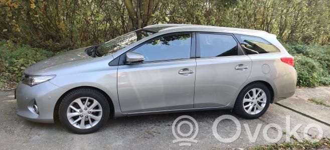Auris E180 Auris