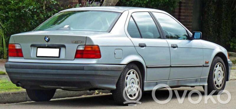 3 E36 Series 3  8122578
