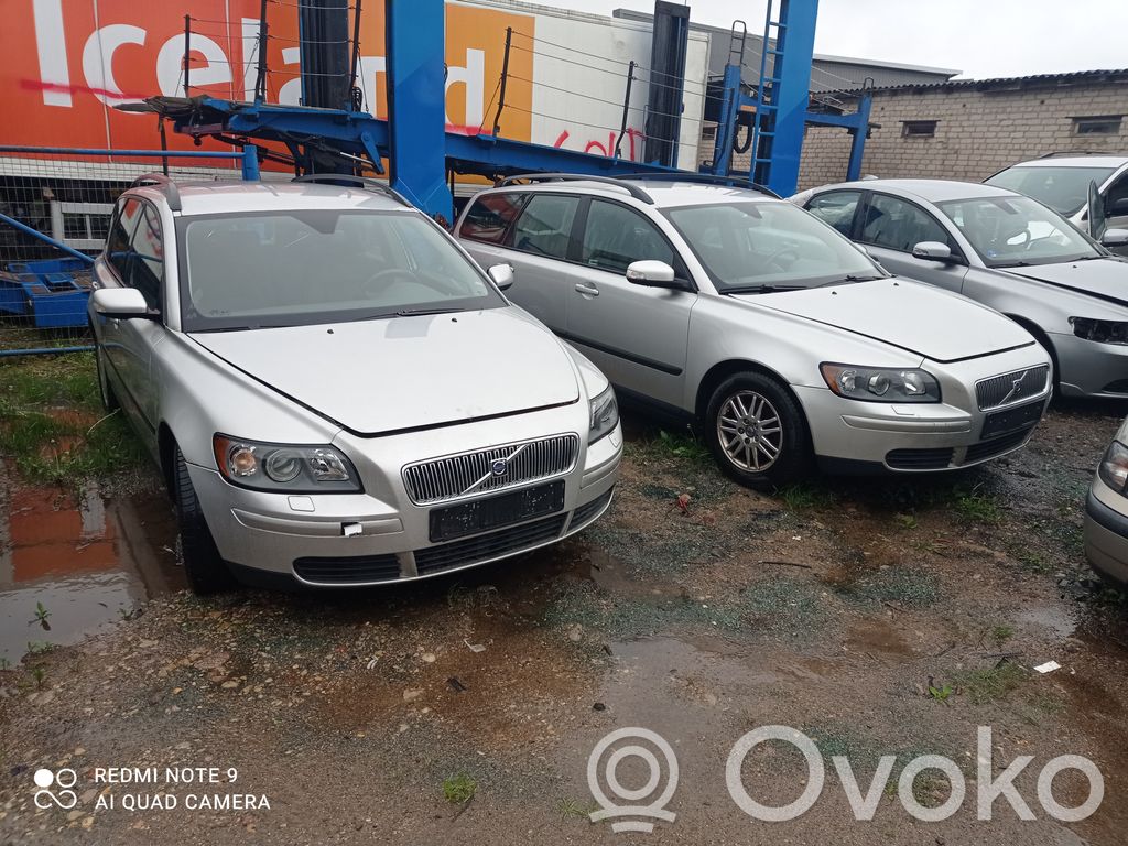 V50 V50  322A40J